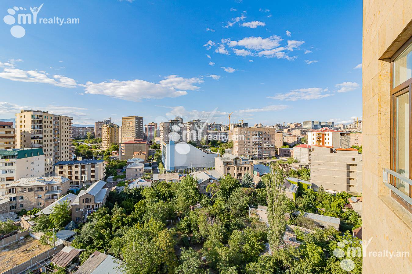 Купить 3 комнатную квартиру Г.Кочар ул, Арабкир Ереван, 141460