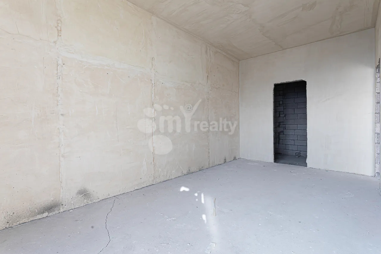 4 bedroom apartment for sale Rostom St, Center Yerevan, 158138