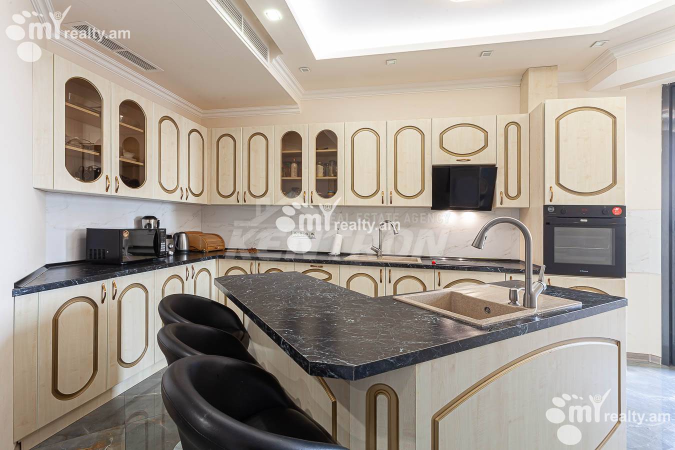 Купить 4 комнатную квартиру Сасна Црер ул., Давташен Ереван, 154888