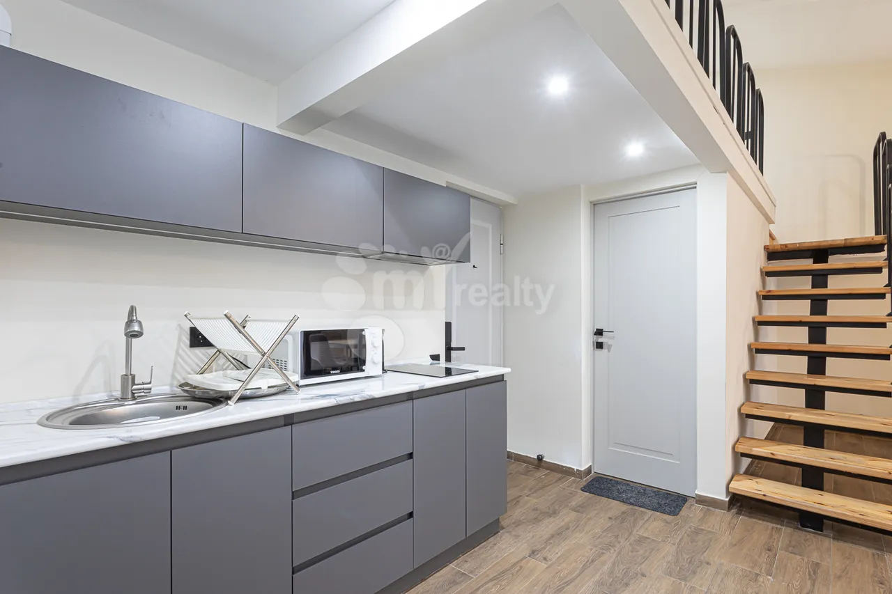 4 bedroom apartment for sale Koghbatsi St, Center Yerevan, 159428