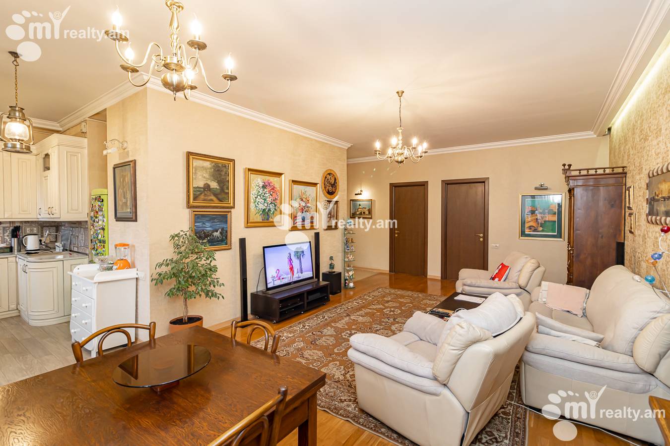 3 սենյականոց բնակարան  Բայրոնի փող, Կենտրոն Երևան, 143838