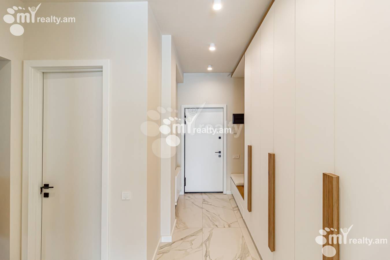 2 սենյականոց բնակարան  Տիգրան Պետրոսյան փող., Դավթաշեն Երևան, 151627