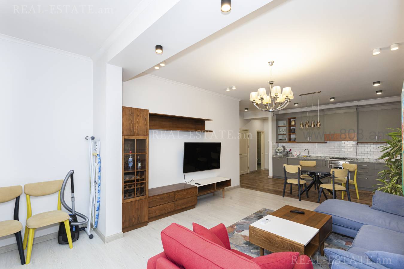 Купить 2 комнатную квартиру Аргишти ул, Центр Ереван, 143730