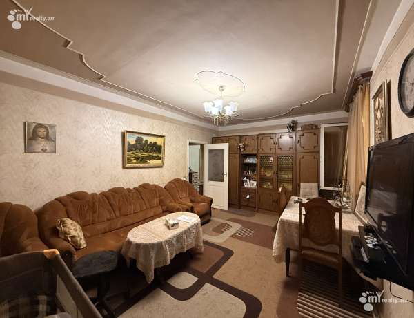 4-senyakanoc-bnakaran-vacharq-Yerevan-Avan