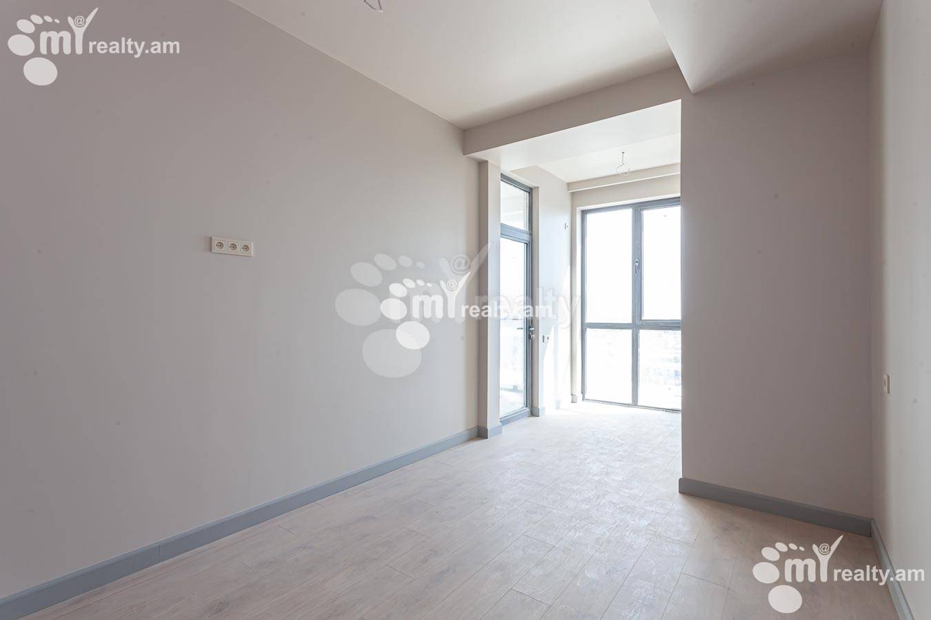 2 սենյականոց բնակարան  Աբելյան փող, Աջափնյակ Երևան, 155216