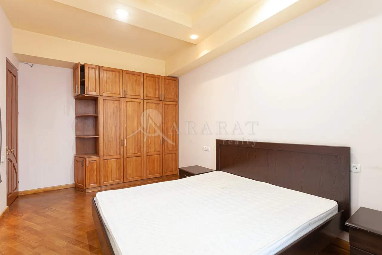 3 bedroom apartment for sale (خیابان نورترن (شمالی, مرکز شهر ایروان, 159097