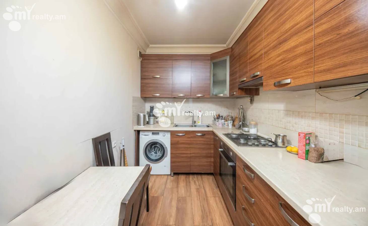 3 bedroom apartment for sale خیابان هر. کوچار, عربگیر ایروان, 159704