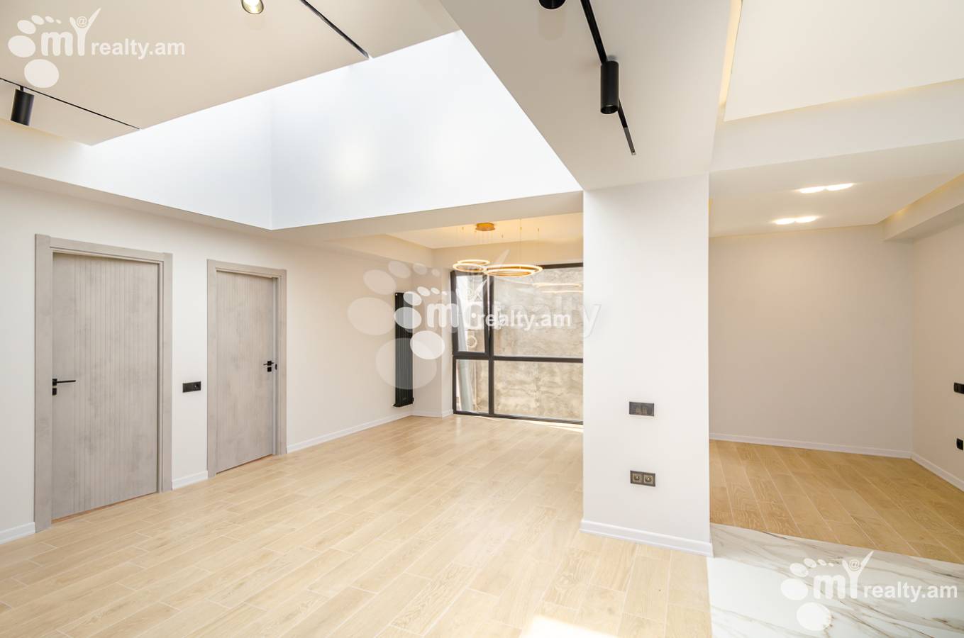 3 bedroom apartment for sale Sayat-Nova Ave, Center Yerevan, 149587