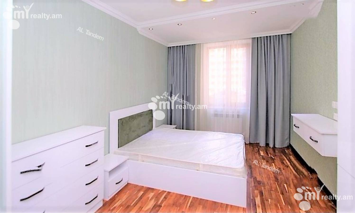 4 bedroom apartment for rent Aram St, Center Yerevan, 135745