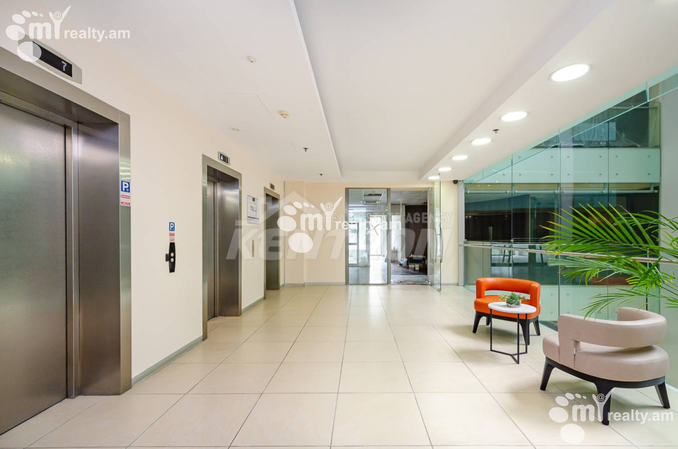 Снять коммерческoе помещение Г.Лусаворич ул, Центр Ереван, 153214