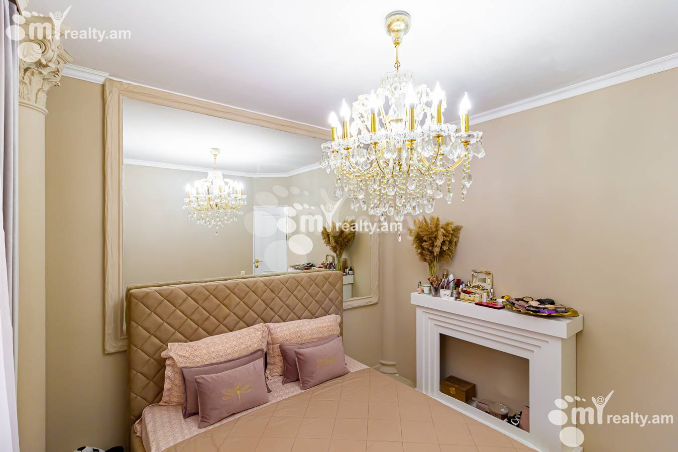 3 bedroom apartment for rent Teryan St, Center Yerevan, 151706