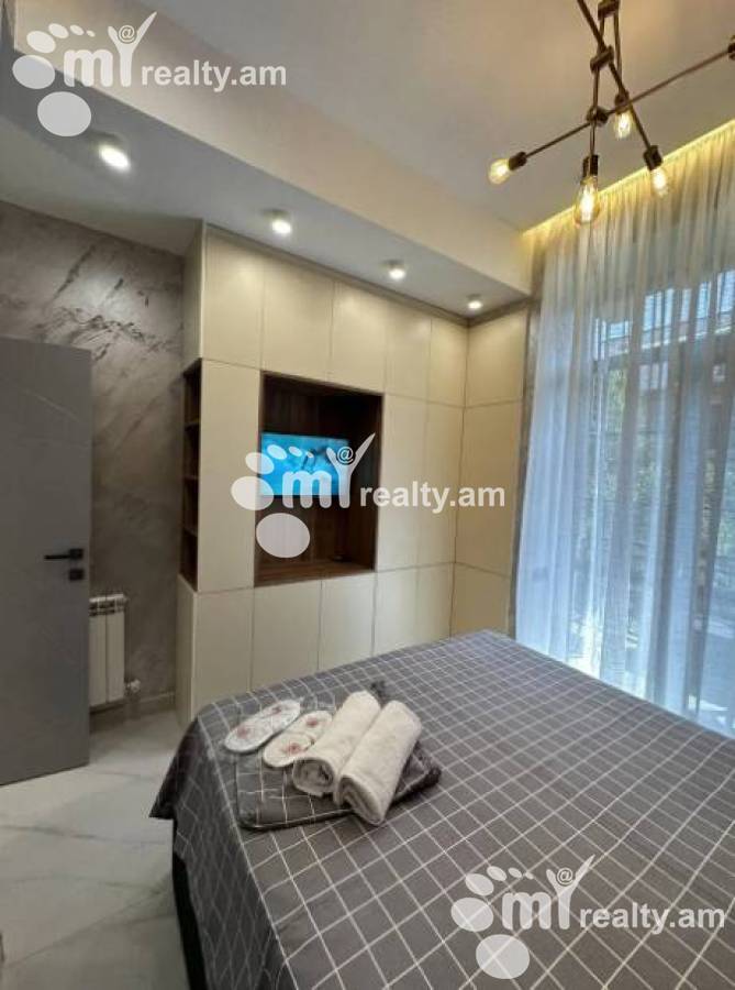 Снять 2 комнатную квартиру Хоренаци 3-й переулок, Центр Ереван, 150500