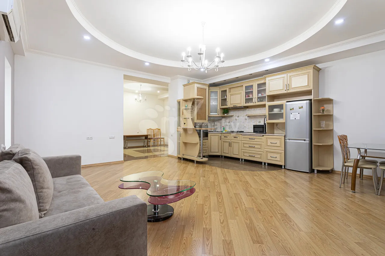 3 bedroom apartment for sale Northern(Hyusisayin)  Ave, Center Yerevan, 157972