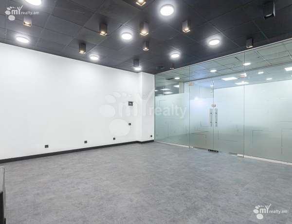 komercion-vacharq-Yerevan-Center