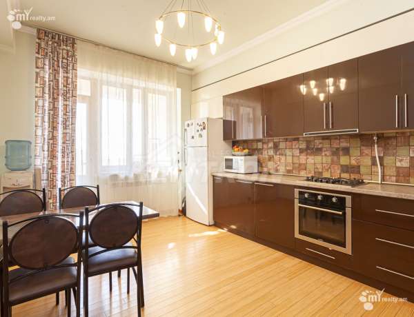 5-senyakanoc-bnakaran-vacharq-Yerevan-Center