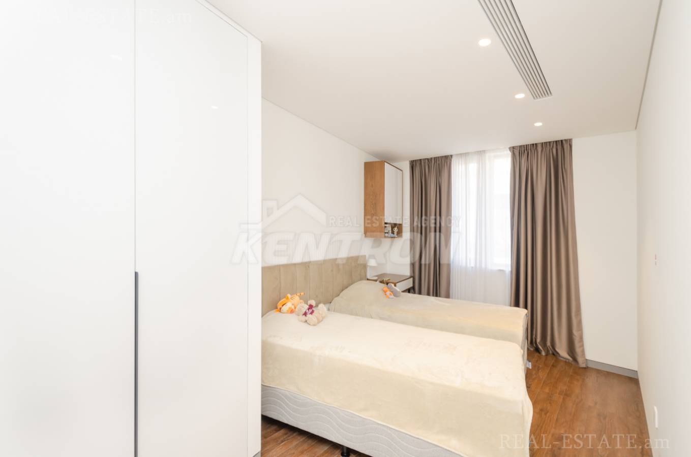 4 սենյականոց բնակարան  Անտառային փող, Կենտրոն Երևան, 138069