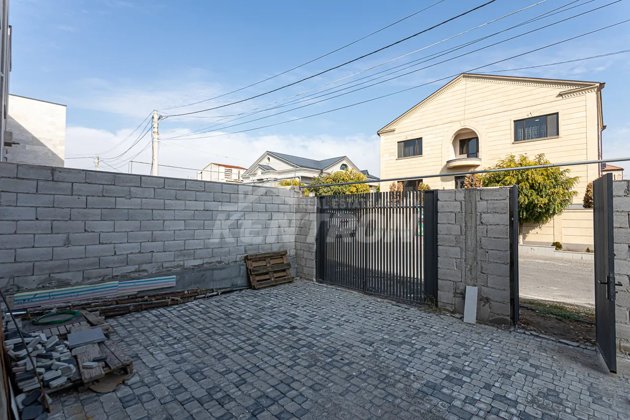 House for sale Gevorgyan st, Davtashen Yerevan, 157201