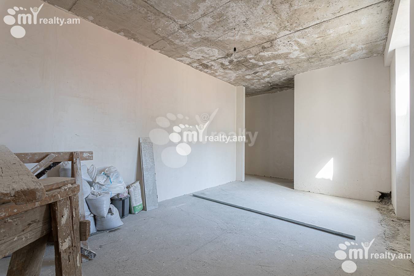 4 bedroom apartment for sale Aram St, Center Yerevan, 156910