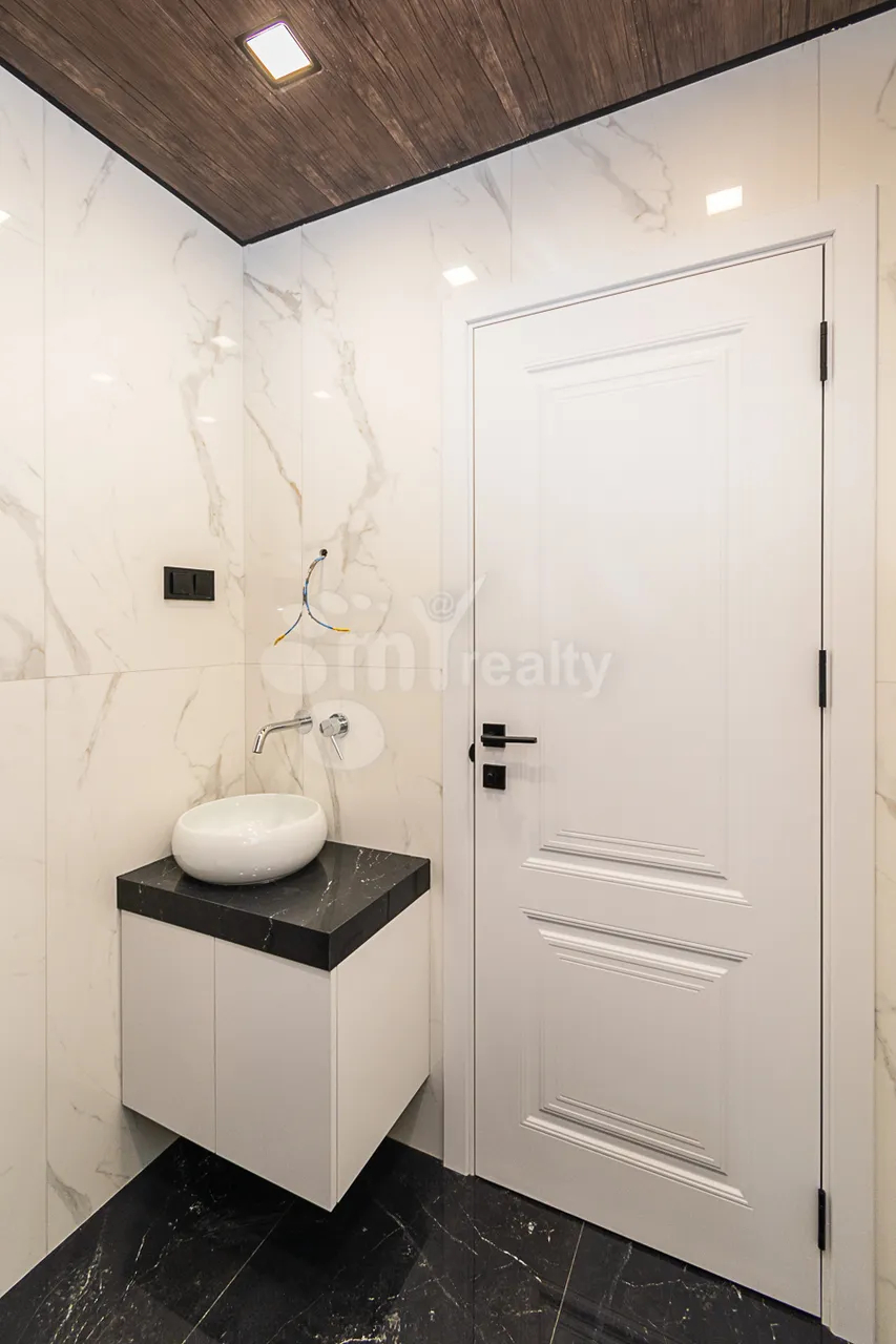 3 bedroom apartment for rent خیابان برادران اوربِلی, عربگیر ایروان, 160634