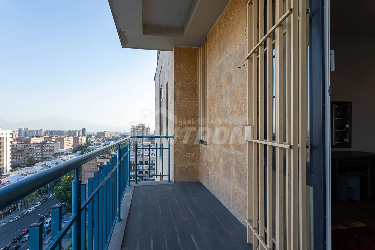 4 սենյականոց բնակարան վարձով Արամի փող, Կենտրոն Երևան, 159127