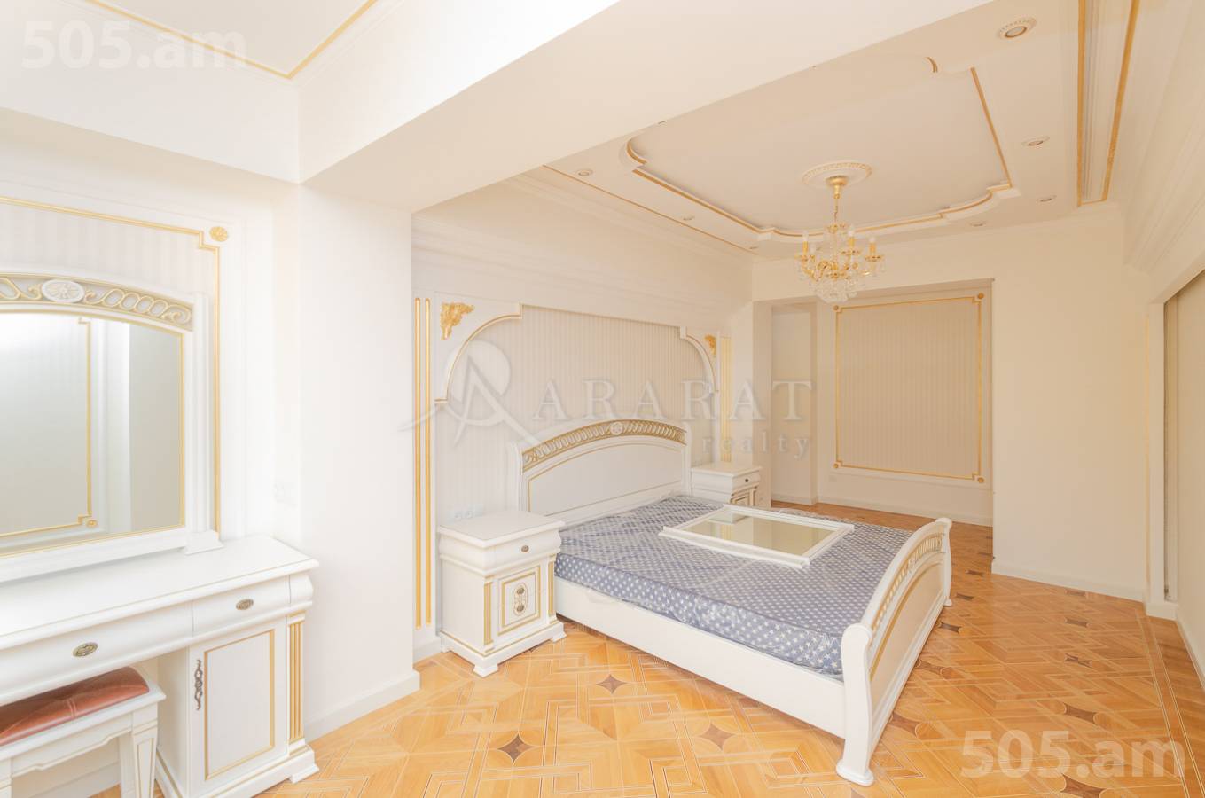 4 bedroom apartment for sale خیابان برادران اوربِلی, عربگیر ایروان, 138140