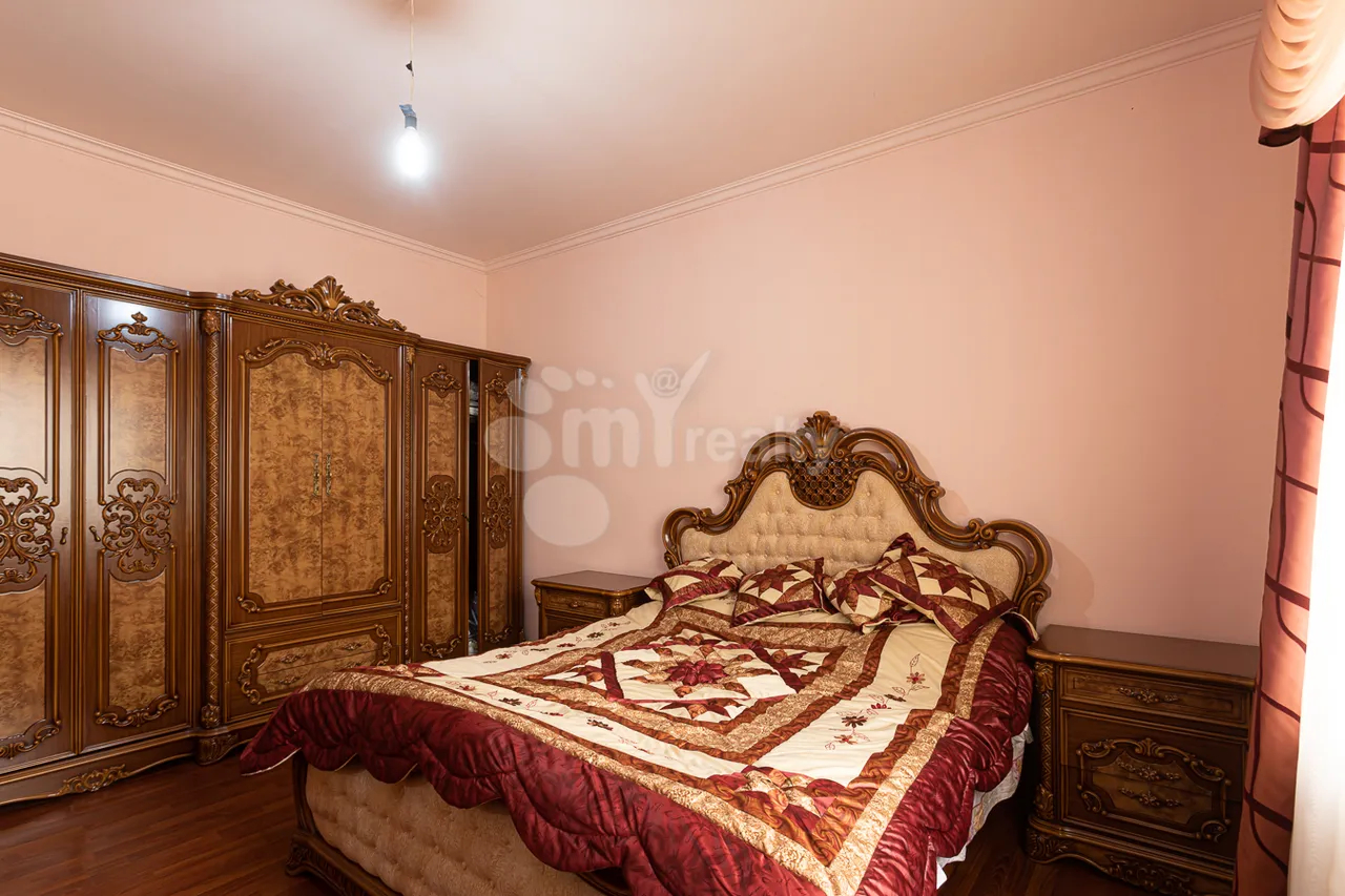 House for sale Davtashen 10 St, Dawtaschen Yerevan, 160095