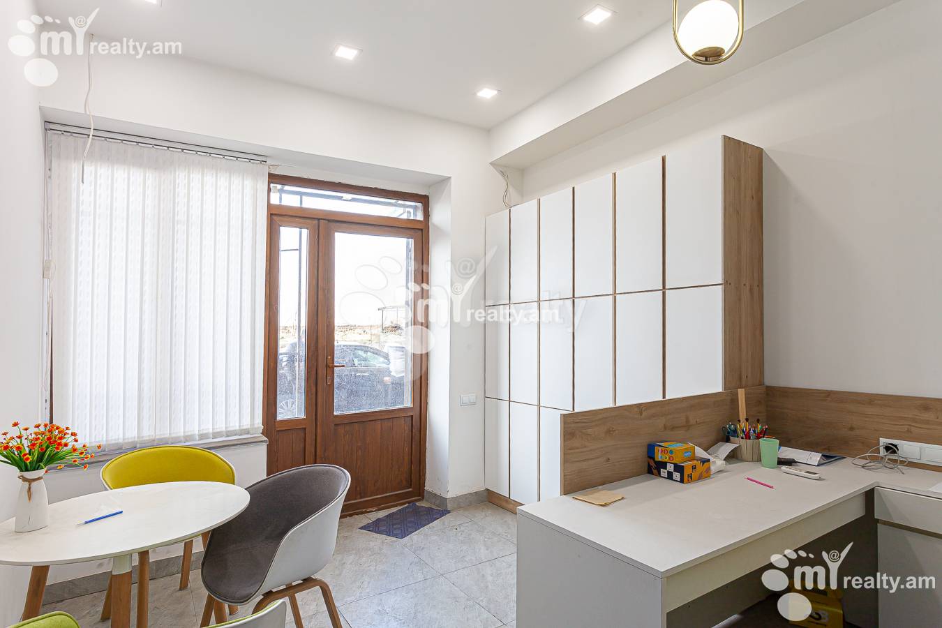 Снять коммерческoе помещение Аргишти ул, Центр Ереван, 150417