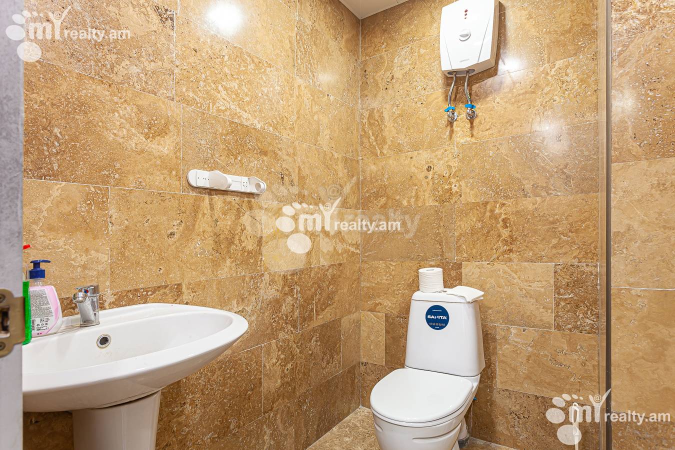 Снять коммерческoе помещение Аргишти ул, Центр Ереван, 150417