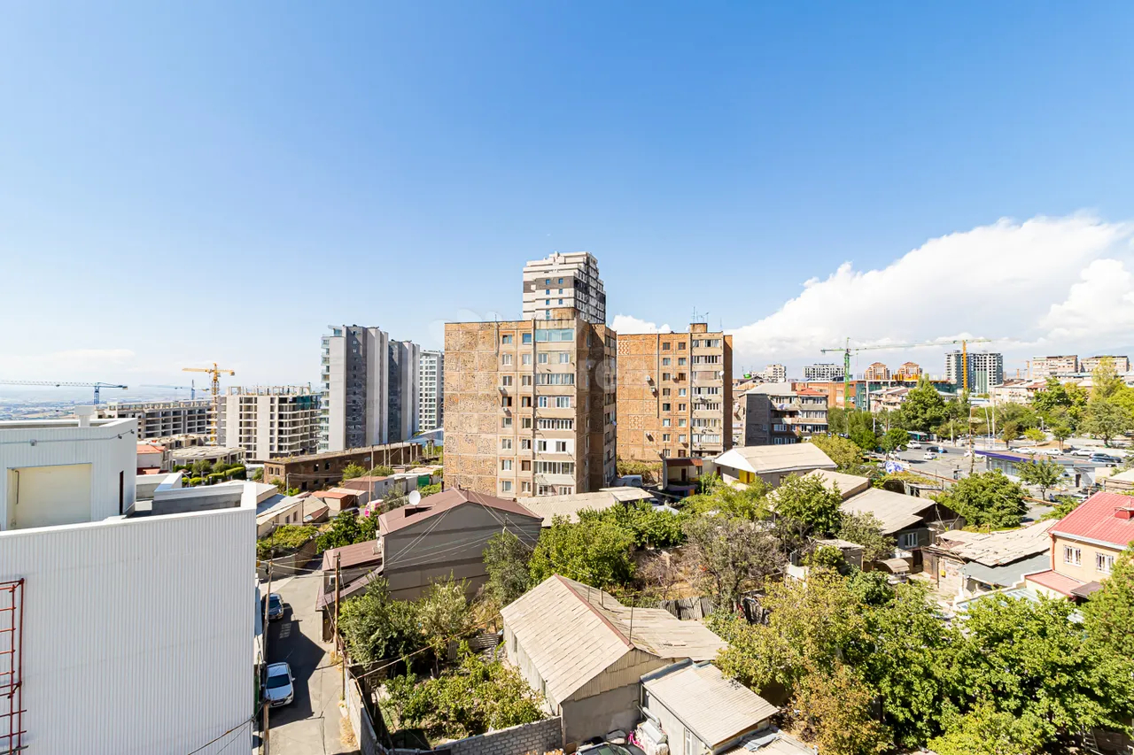 3 bedroom apartment for sale Gogol St, Qanaqer- Sejtun Yerevan, 157940