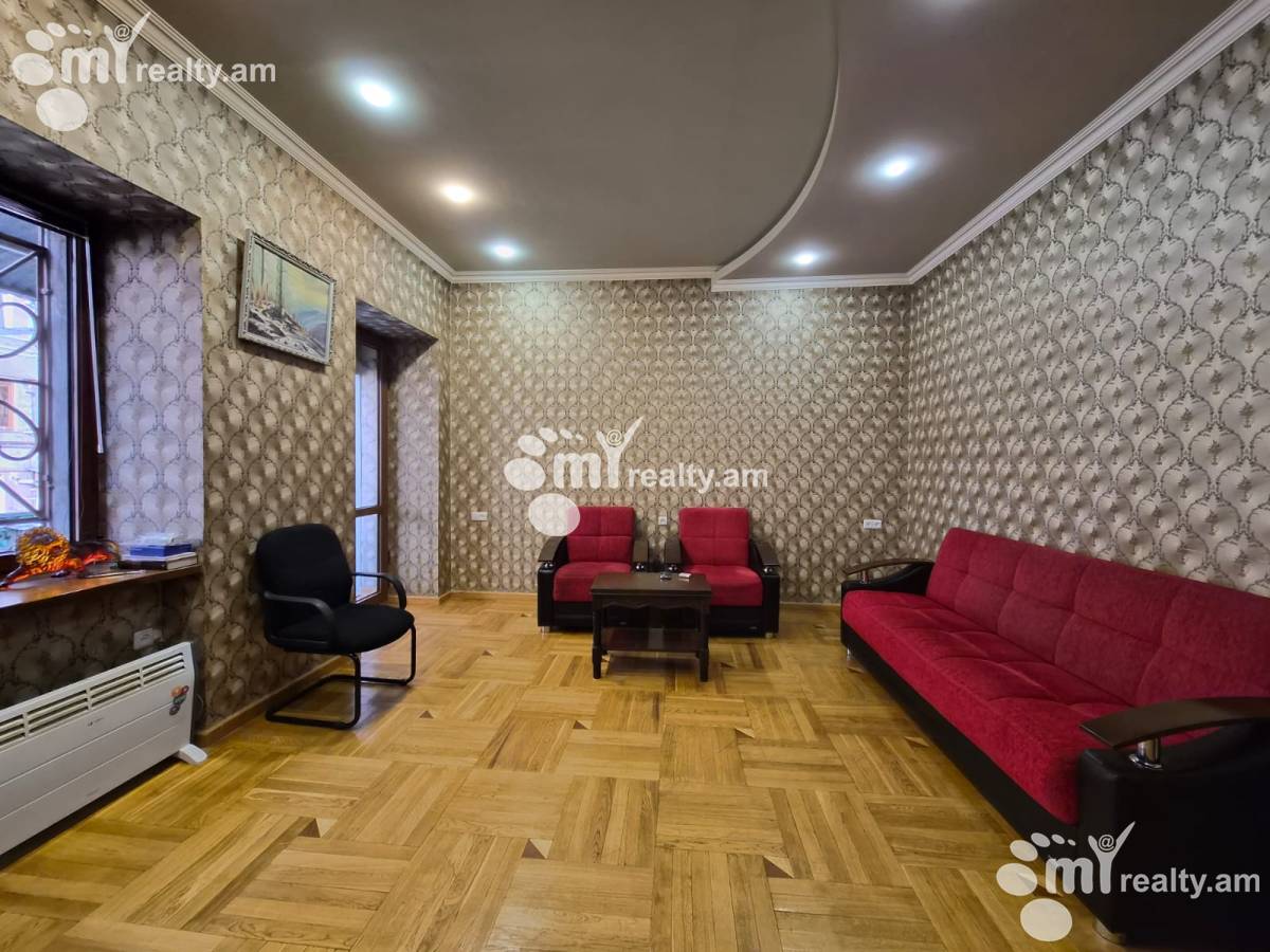 3 bedroom apartment for sale Vardanants St, Center Yerevan, 156126