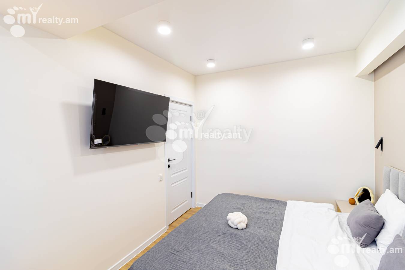 2 bedroom apartment for sale Vardanants St, Center Yerevan, 154733