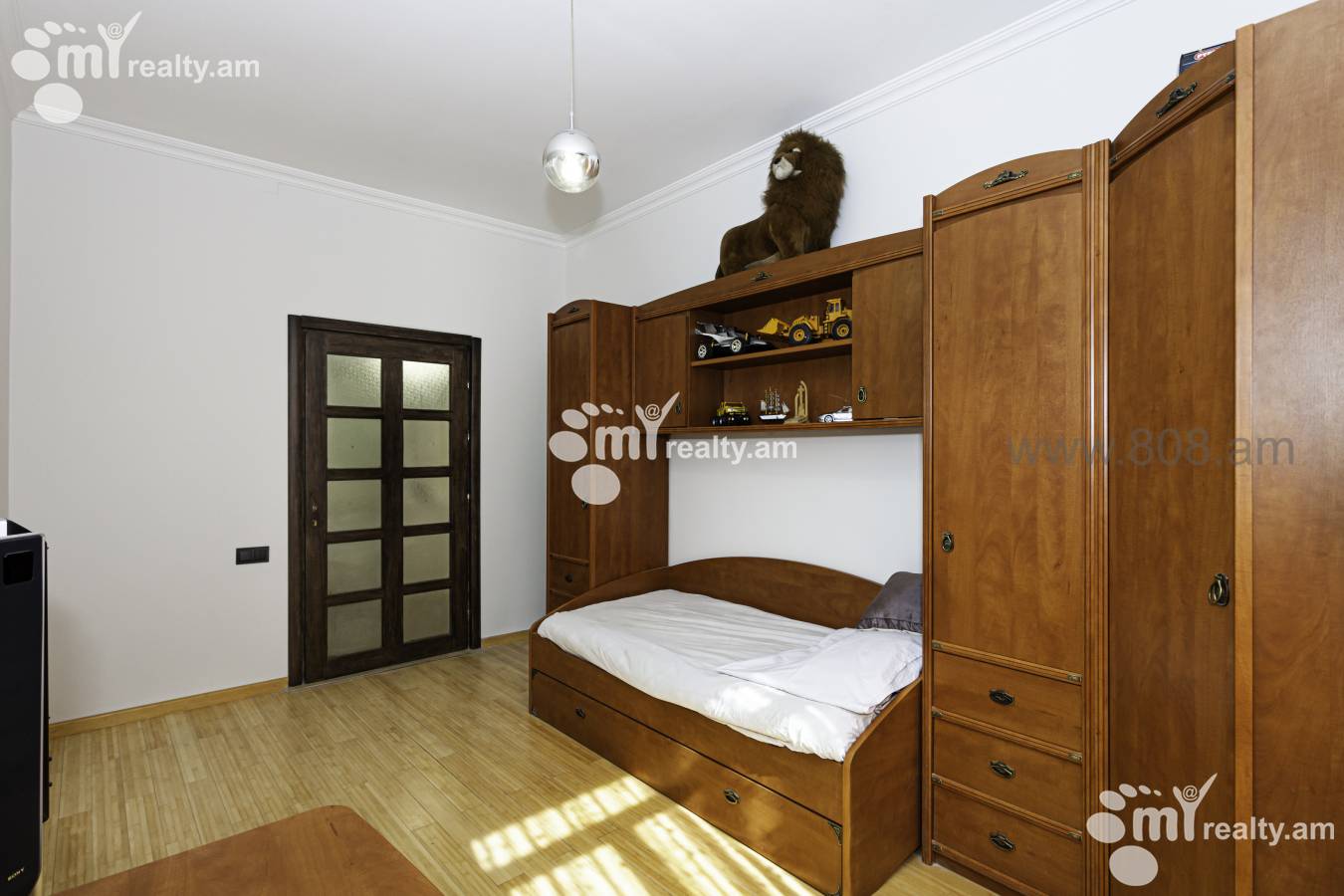 4 bedroom apartment for sale Tumanyan St, Center Yerevan, 126470