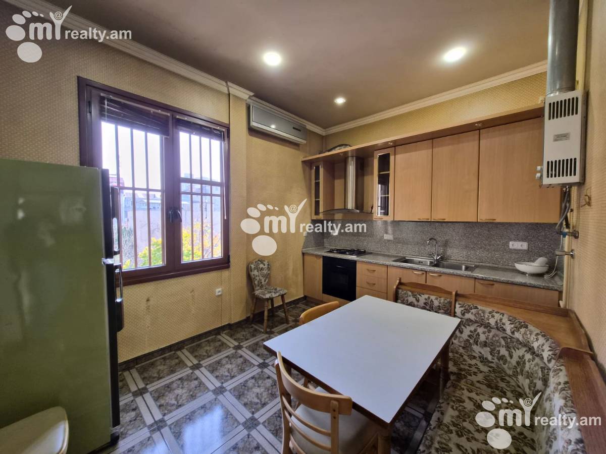 3 bedroom apartment for sale Vardanants St, Center Yerevan, 157512