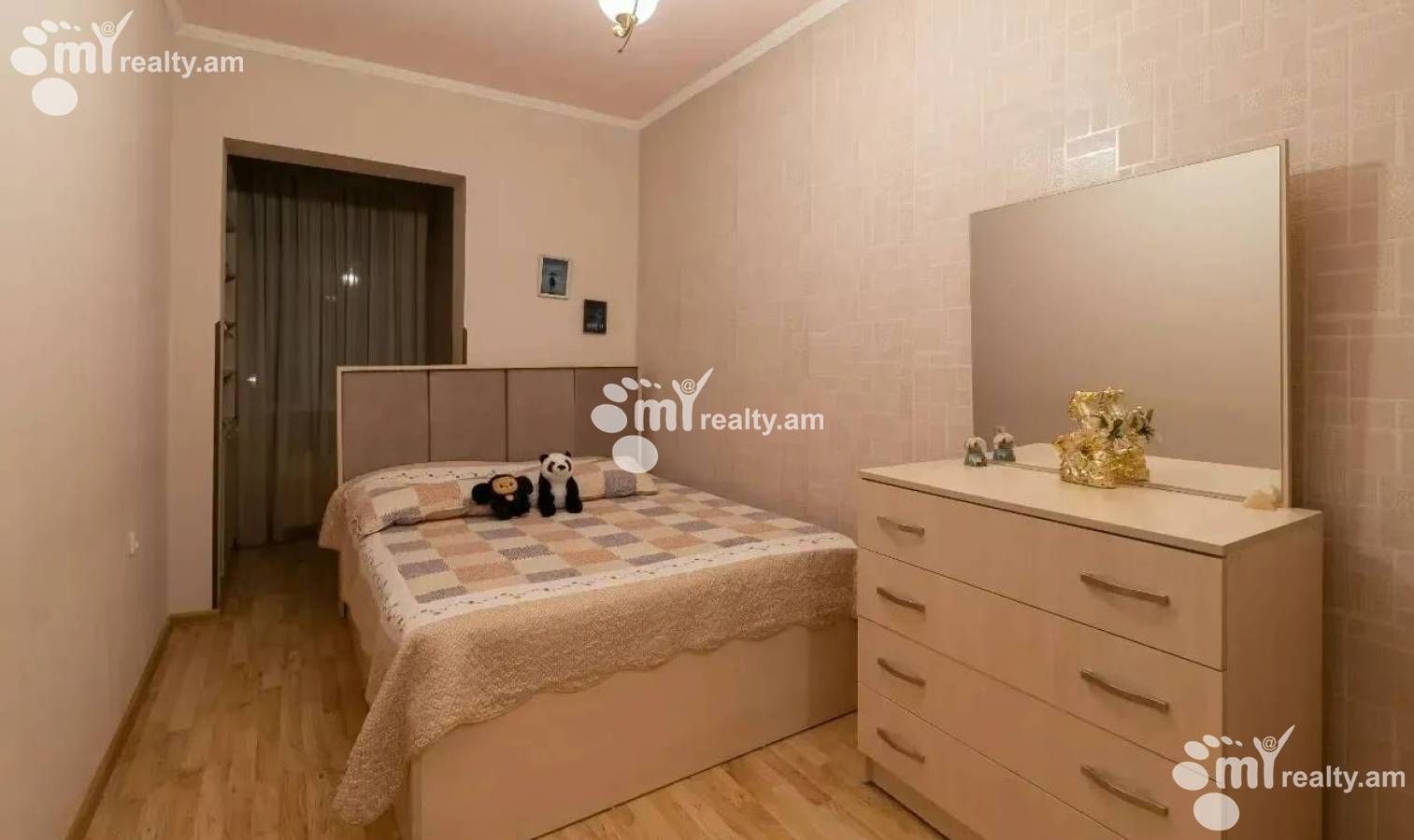 3 սենյականոց բնակարան  Դավթաշեն 1 թաղ., Դավթաշեն Երևան, 143509