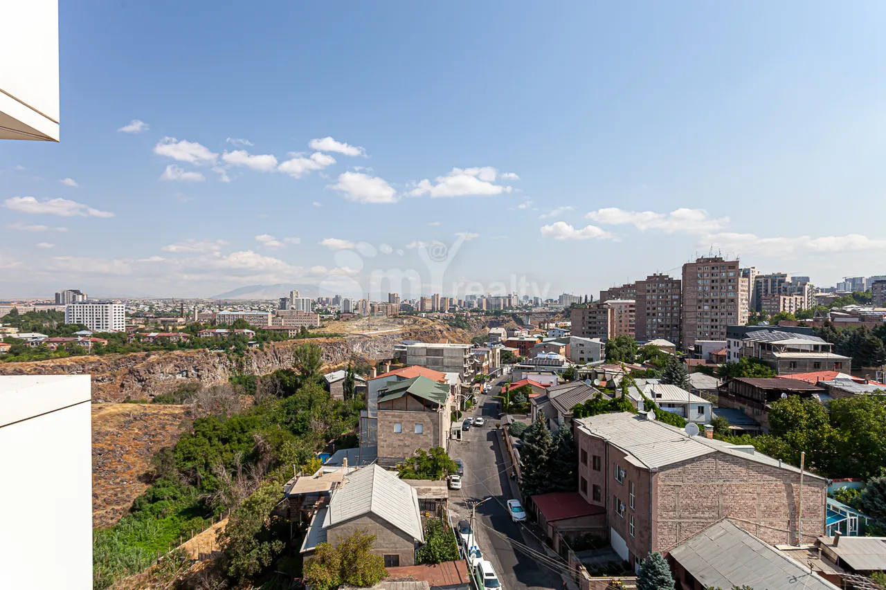 3 սենյականոց բնակարան  Քեռու փող, Արաբկիր Երևան, 161299