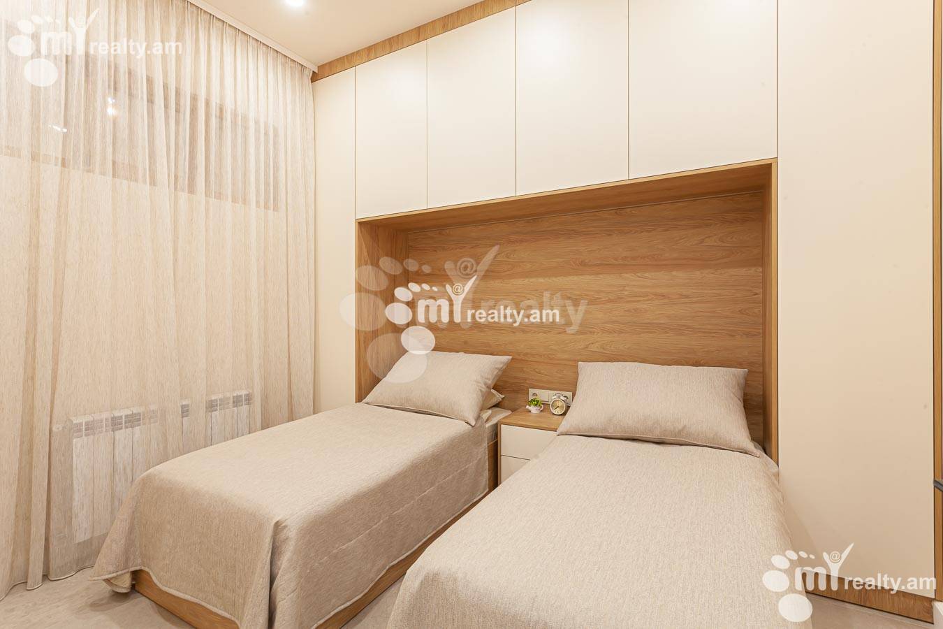 3 bedroom apartment for sale خیابان یِکمالیان, مرکز شهر ایروان, 154945