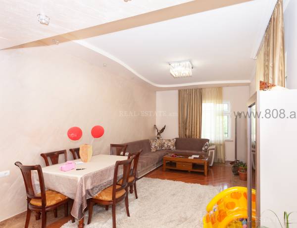 arandznatun-vacharq-Yerevan-Avan