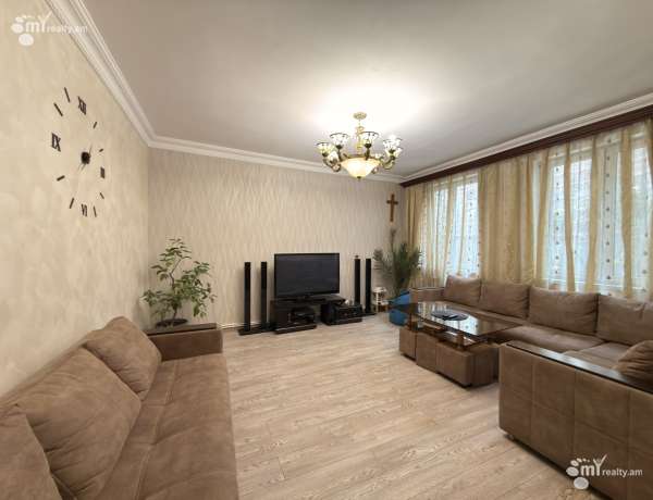 arandznatun-vacharq-Yerevan-Kanaqer-Zeytun