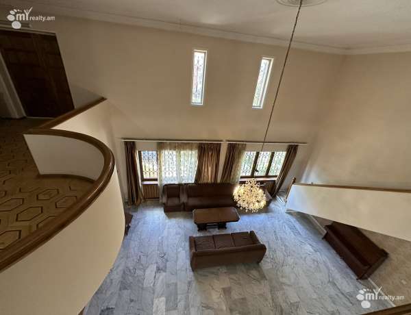 arandznatun-vacharq-Yerevan-Arabkir