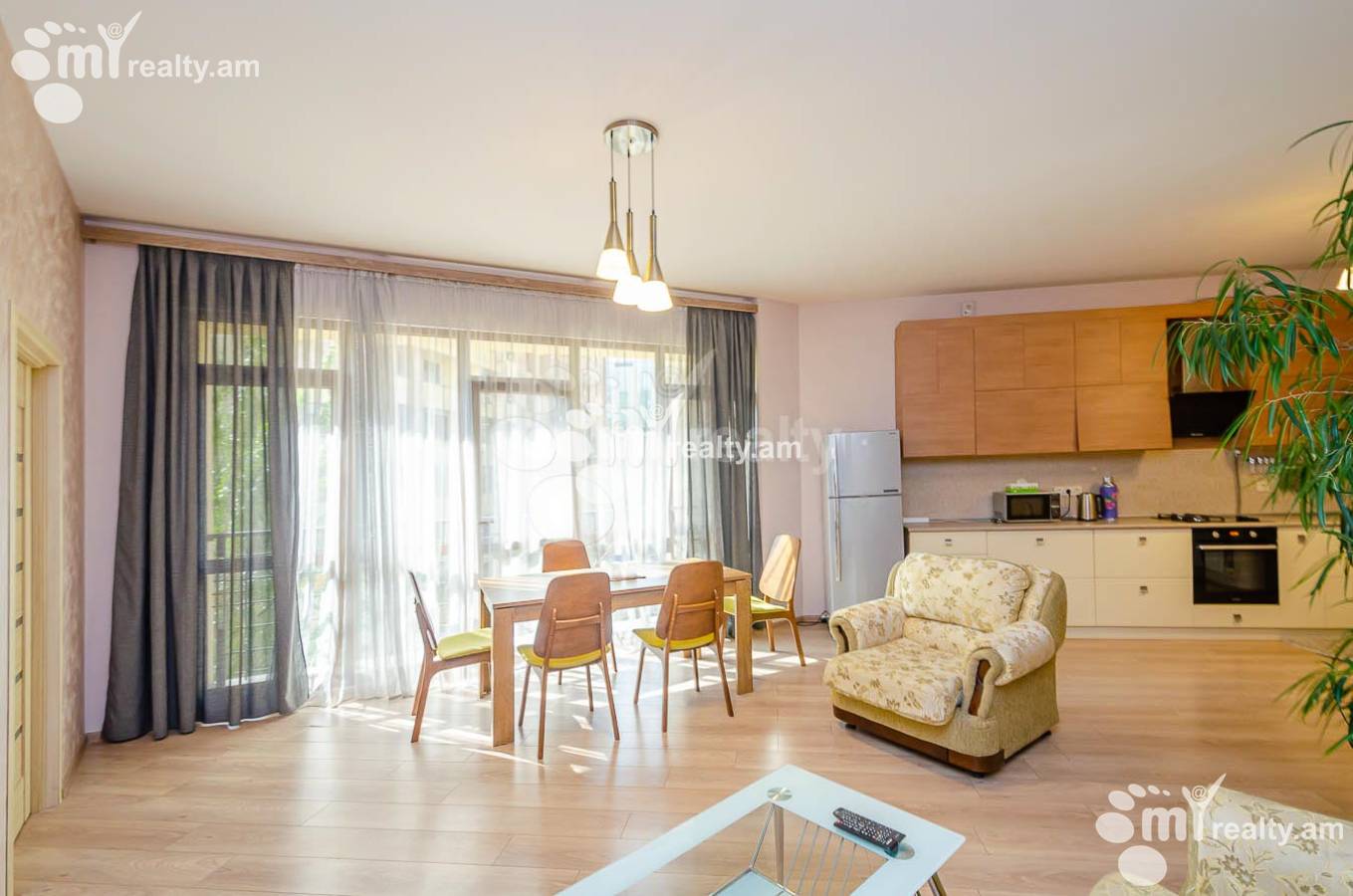 3 bedroom apartment for sale Yekmalyan St, Center Yerevan, 155279