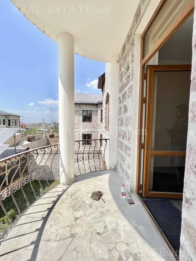 House for sale Bagrevand district, Nor Nork Yerevan, 124512