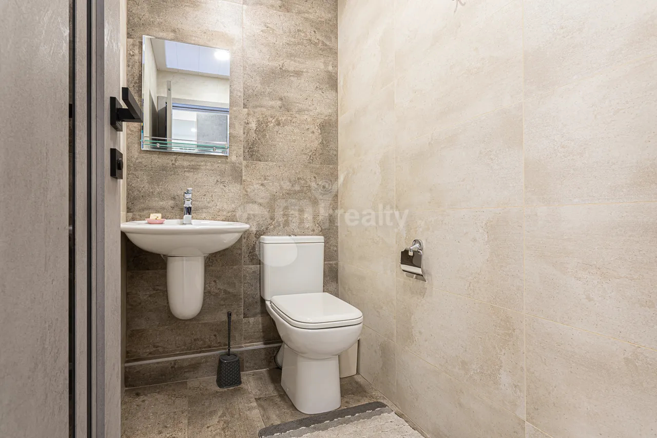 2 bedroom apartment for sale Nersisyan dead end, Qanaqer- Sejtun Yerevan, 158153