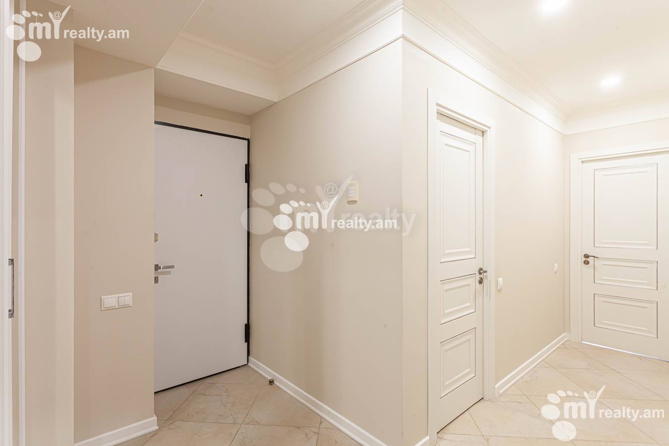 3 bedroom apartment for sale خیابان هین اِرِوانتسی, مرکز شهر ایروان, 152937
