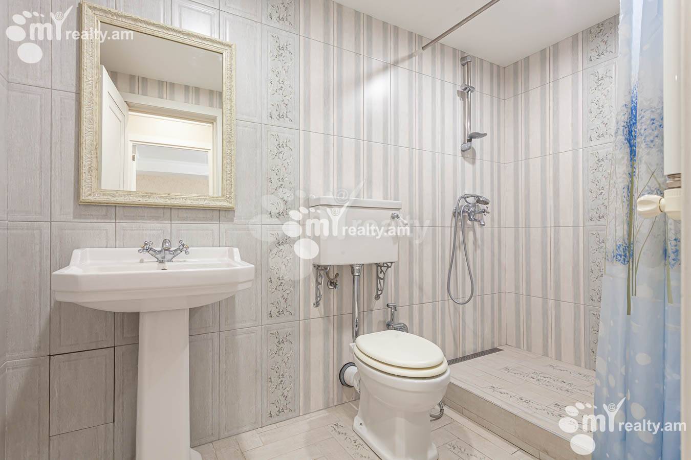 3 bedroom apartment for sale خیابان هین اِرِوانتسی, مرکز شهر ایروان, 152937