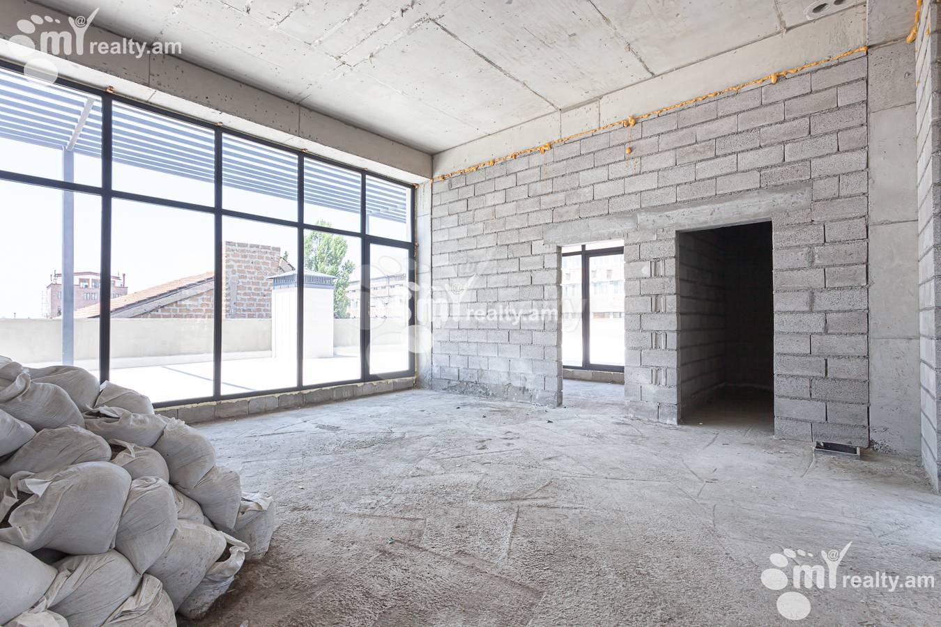 Commercial for rent خیابان آرمِناک آرمِناکیان, نورک ماراش ایروان, 156019