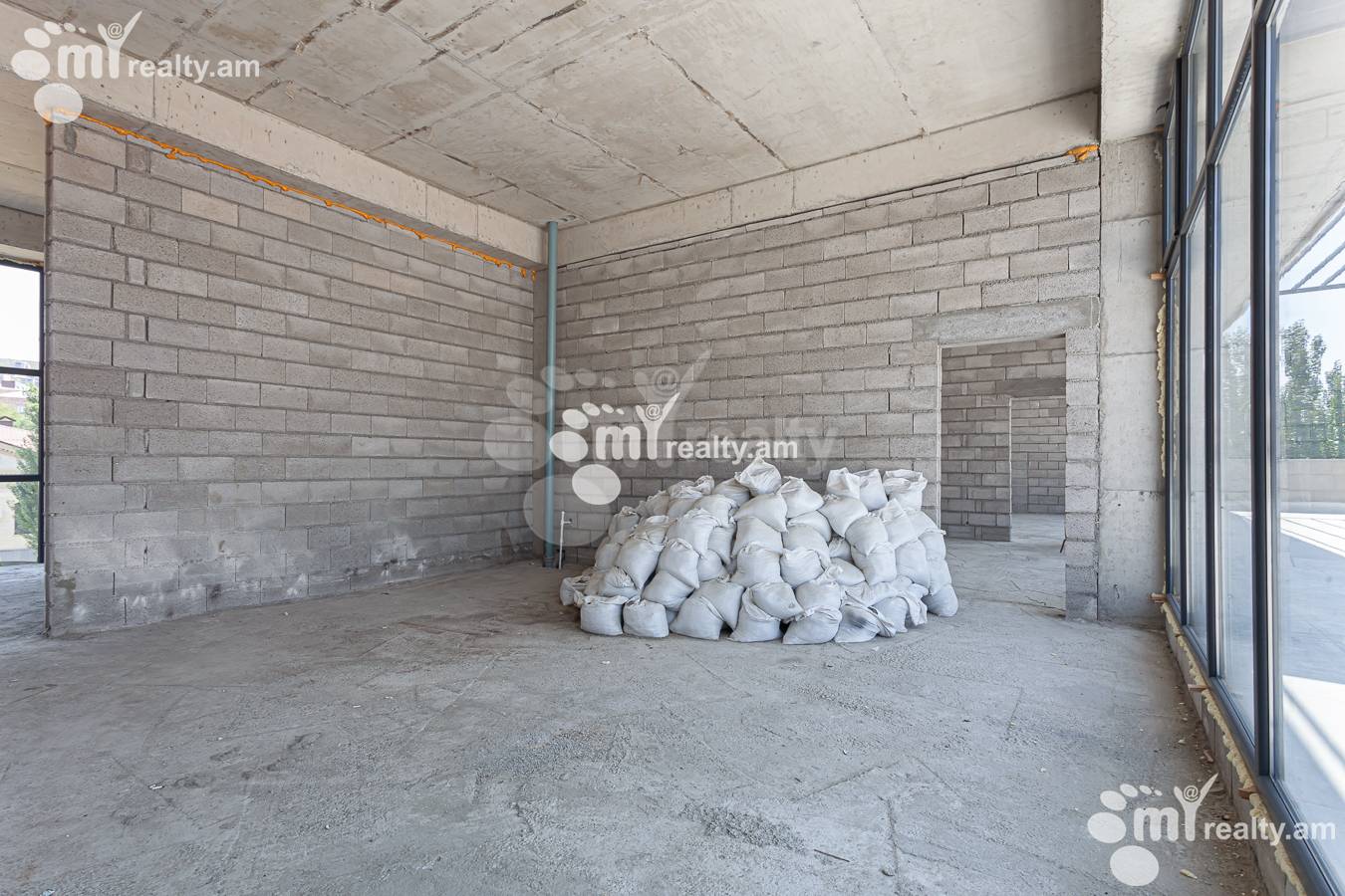 Commercial for rent خیابان آرمِناک آرمِناکیان, نورک ماراش ایروان, 156019