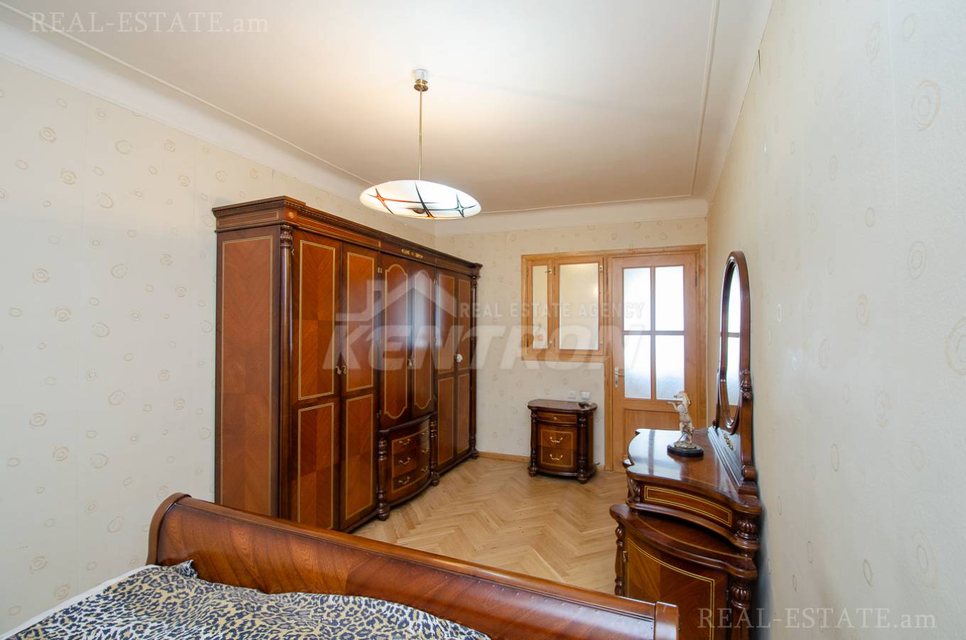 4 bedroom apartment for sale Moskovyan St, Center Yerevan, 137498