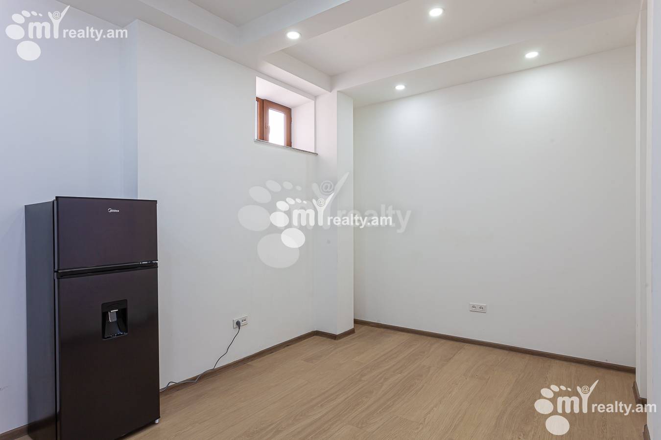 Снять коммерческoе помещение Амбардзумян ул, Арабкир Ереван, 147519