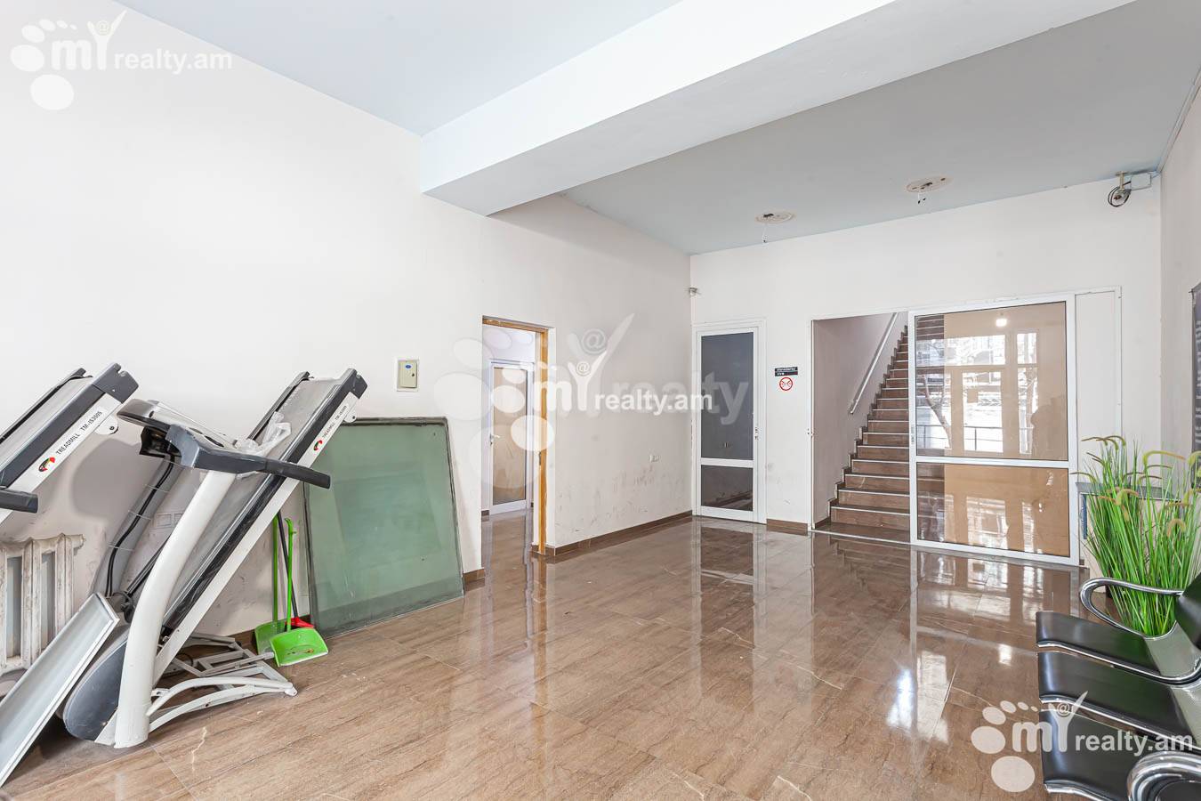 Commercial property for rent Mashtots Ave, Center Yerevan, 154073