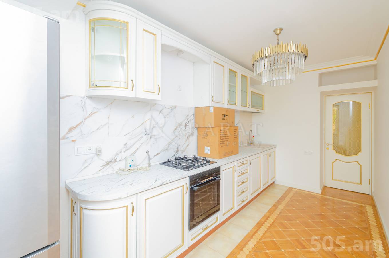 4 bedroom apartment for sale خیابان برادران اوربِلی, عربگیر ایروان, 138140